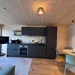 Seeglueck Rosenhof - Naturnah Wohnen Im Holz100-vollholzhaus Mit Whirlpool Und Garten Lejlighed *