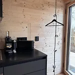 Seeglueck Rosenhof - Naturnah Wohnen Im Holz100-vollholzhaus Mit Whirlpool Und Garten Konstanz