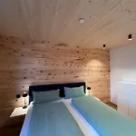 Seeglueck Rosenhof - Naturnah Wohnen Im Holz100-vollholzhaus Mit Whirlpool Und Garten Lejlighed