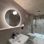 Seeglueck Rosenhof - Naturnah Wohnen Im Holz100-vollholzhaus Mit Whirlpool Und Garten * Konstanz