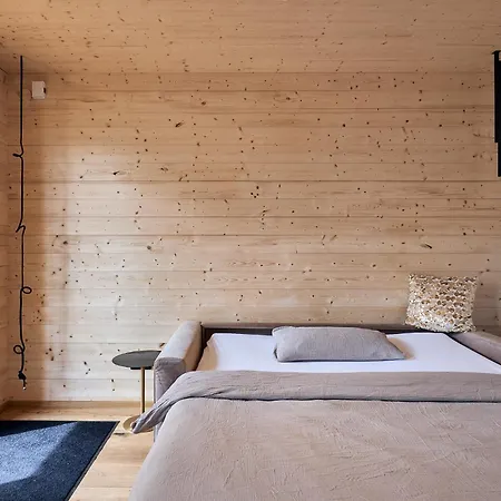 Seeglueck Rosenhof - Naturnah Wohnen Im Holz100-vollholzhaus Mit Whirlpool Und Garten * Konstanz