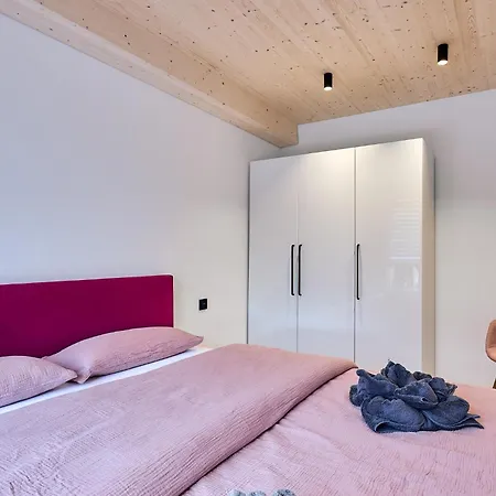 Apartmán Seeglueck Rosenhof - Naturnah Wohnen Im Holz100-vollholzhaus Mit Whirlpool Und Garten Kostnice