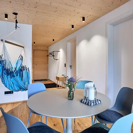 Seeglueck Rosenhof - Naturnah Wohnen Im Holz100-vollholzhaus Mit Whirlpool Und Garten