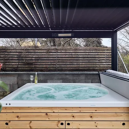 Seeglueck Rosenhof - Naturnah Wohnen Im Holz100-vollholzhaus Mit Whirlpool Und Garten *