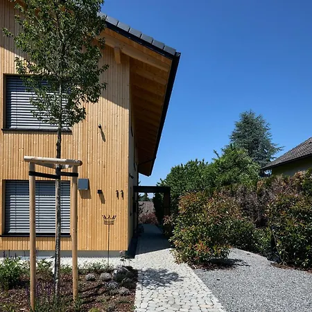 Seeglueck Rosenhof - Naturnah Wohnen Im Holz100-vollholzhaus Mit Whirlpool Und Garten شقة