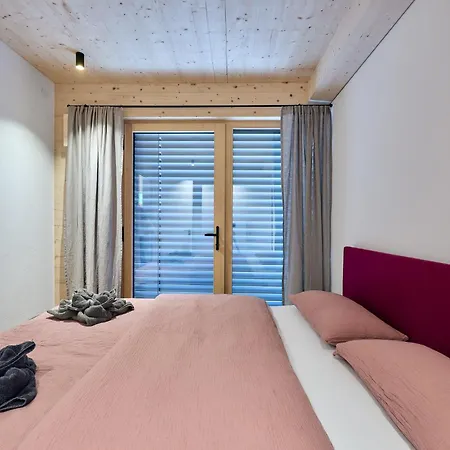 شقة Seeglueck Rosenhof - Naturnah Wohnen Im Holz100-vollholzhaus Mit Whirlpool Und Garten