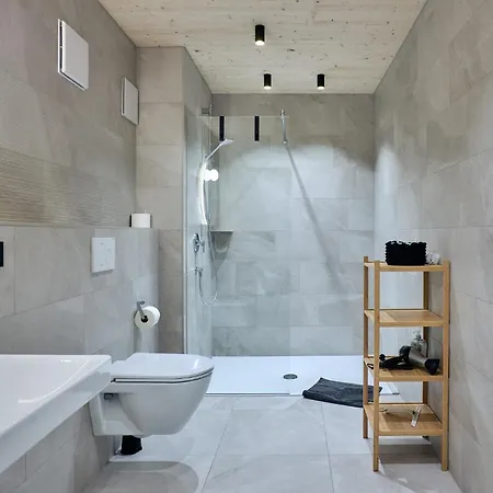 Seeglueck Rosenhof - Naturnah Wohnen Im Holz100-vollholzhaus Mit Whirlpool Und Garten