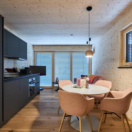 Seeglueck Rosenhof - Naturnah Wohnen Im Holz100-vollholzhaus Mit Whirlpool Und Garten
