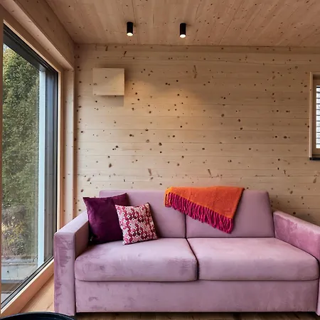 Seeglueck Rosenhof - Naturnah Wohnen Im Holz100-vollholzhaus Mit Whirlpool Und Garten شقة كونستانز