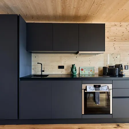 Seeglueck Rosenhof - Naturnah Wohnen Im Holz100-vollholzhaus Mit Whirlpool Und Garten Apartmán Kostnice