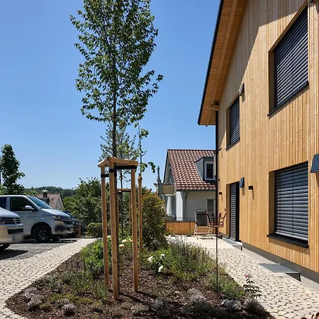 Seeglueck Rosenhof - Naturnah Wohnen Im Holz100-vollholzhaus Mit Whirlpool Und Garten