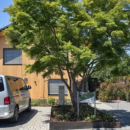 Seeglueck Rosenhof - Naturnah Wohnen Im Holz100-vollholzhaus Mit Whirlpool Und Garten Apartmán