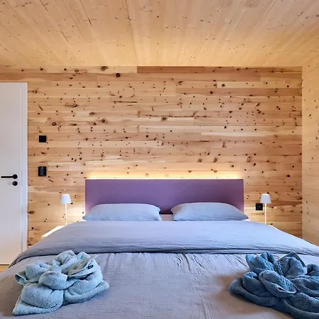 Seeglueck Rosenhof - Naturnah Wohnen Im Holz100-vollholzhaus Mit Whirlpool Und Garten شقة